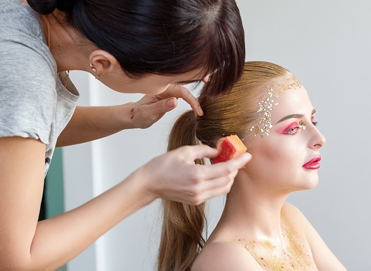 curso de maquillaje en bilbao - caracterizaci&oacute;n y efectos especiales