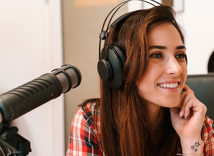 curso doblaje Sevilla - formación a distancia