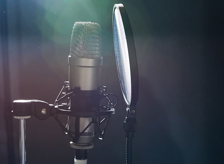 Características de un micrófono de estudio