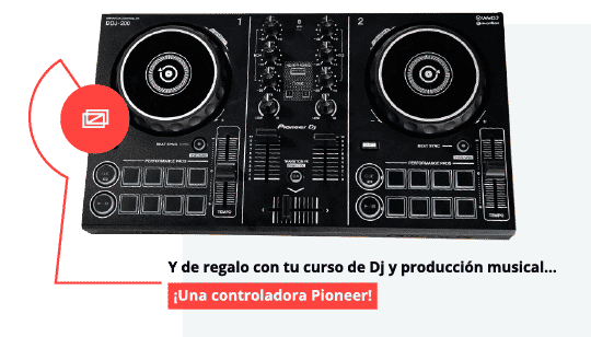 controladora con texto sobre el curso de DJ Producción musical escrito debajo